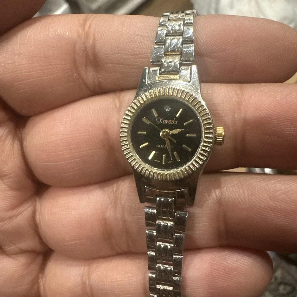 Working XANADU Ladies Two Tone Black Dial Quartz 18mm Fit 5.5in Small‎ Wrist